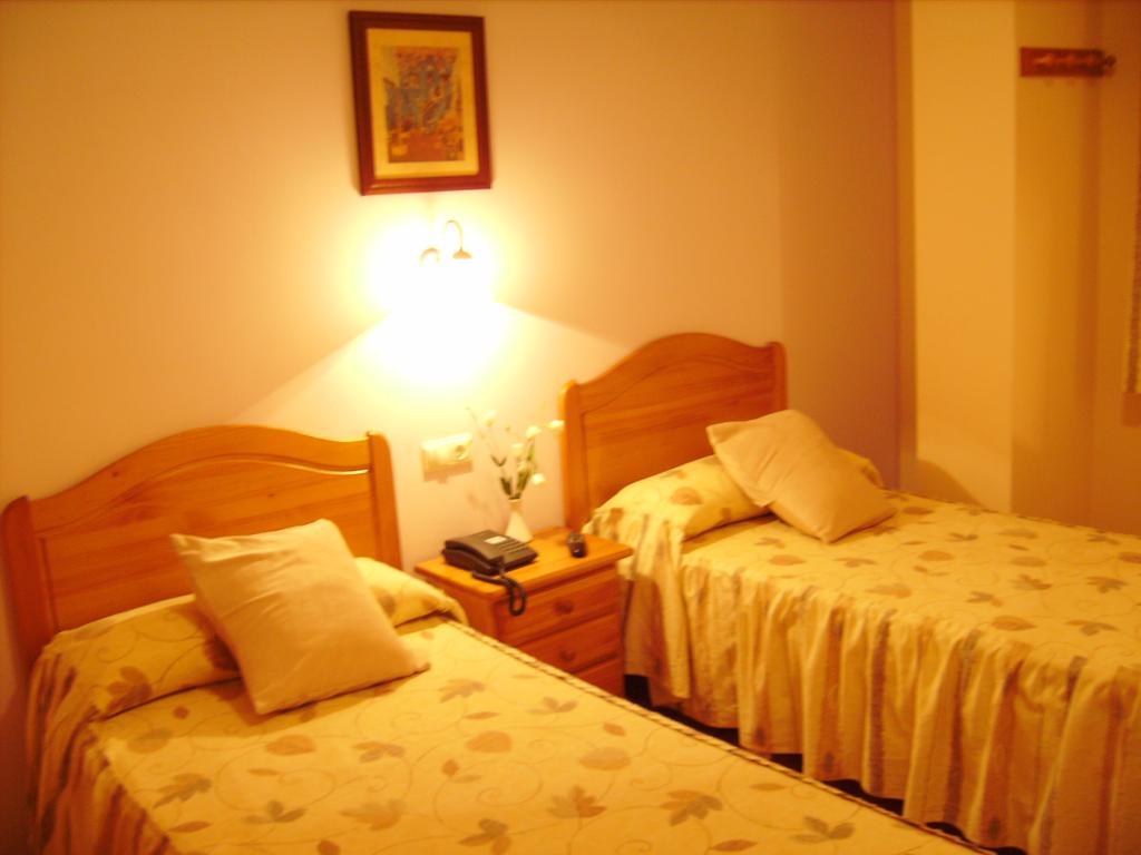 Hotel Meson El Castillo Bañeres Esterno foto